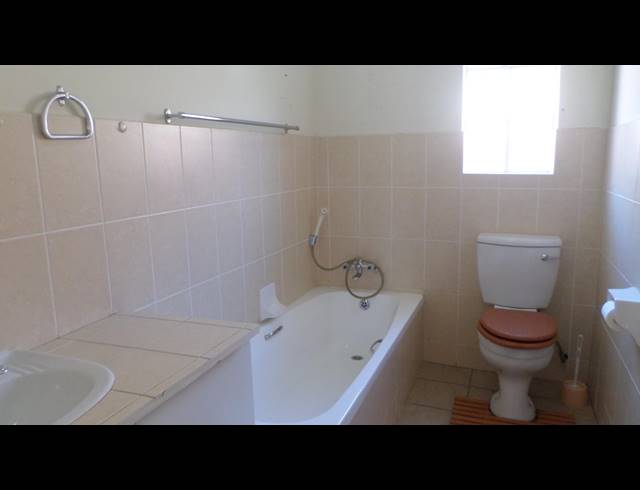 2 BEDROOM HOUSE SOLD IN THERESAPARK